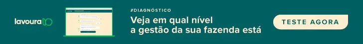 banner publicitário horizontal com um fundo verde-azulado escuro, de tom sóbrio e profissional. No canto esquer